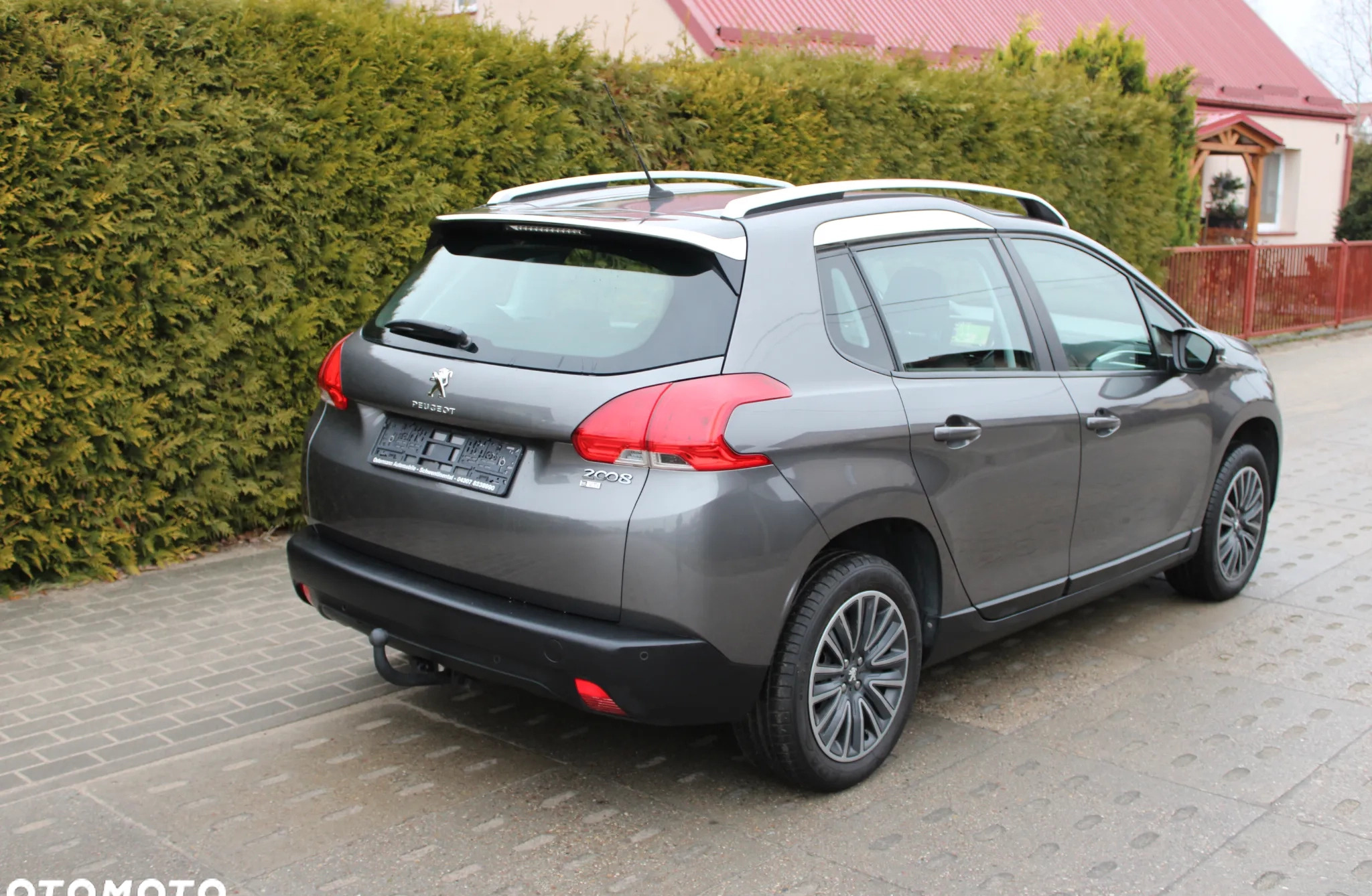 Peugeot 2008 cena 30900 przebieg: 142367, rok produkcji 2015 z Skoki małe 56